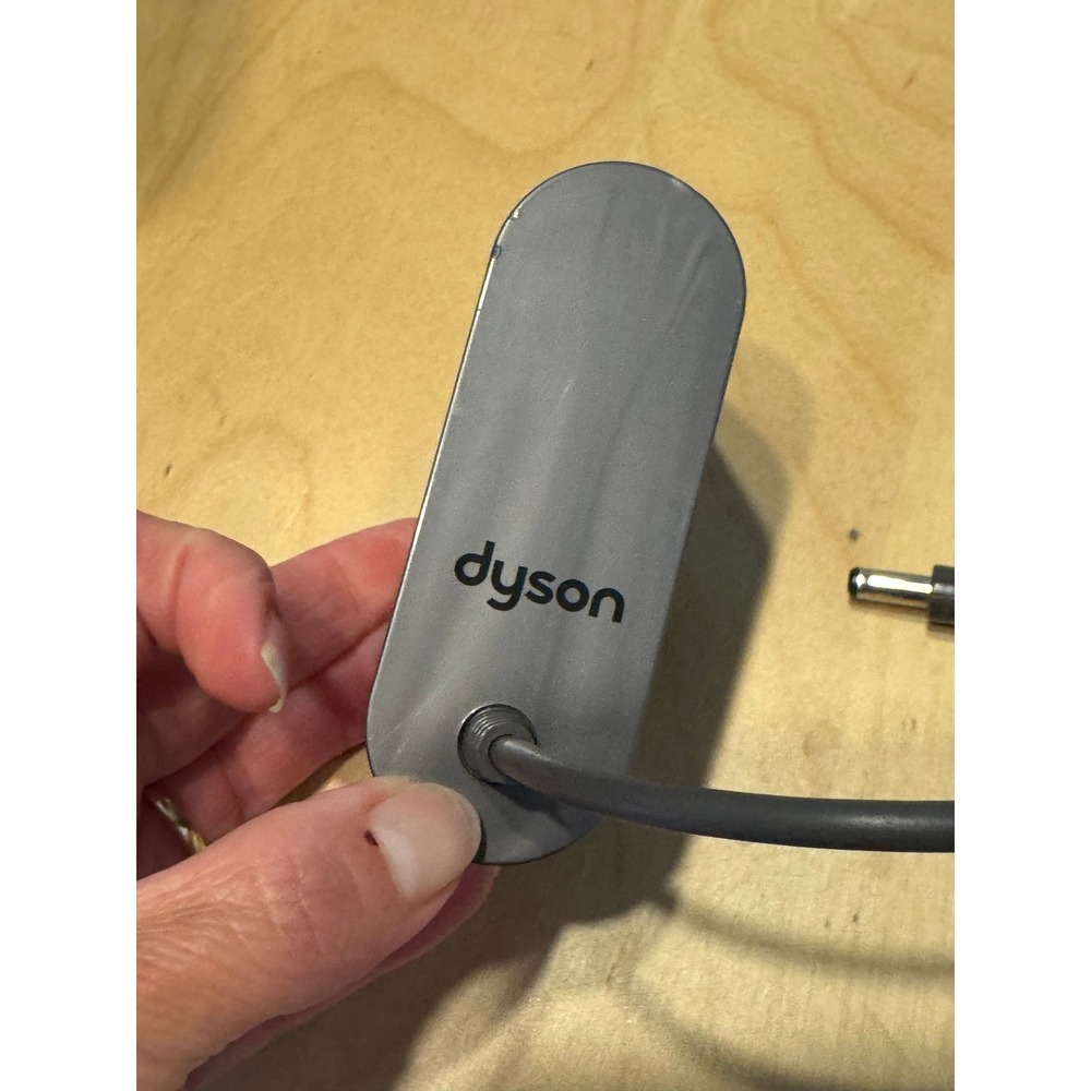 Dyson Battery Charger 270576-04 Power Supply Cord Adapter 30.45V Grey Excellent - Picture 3 of 4